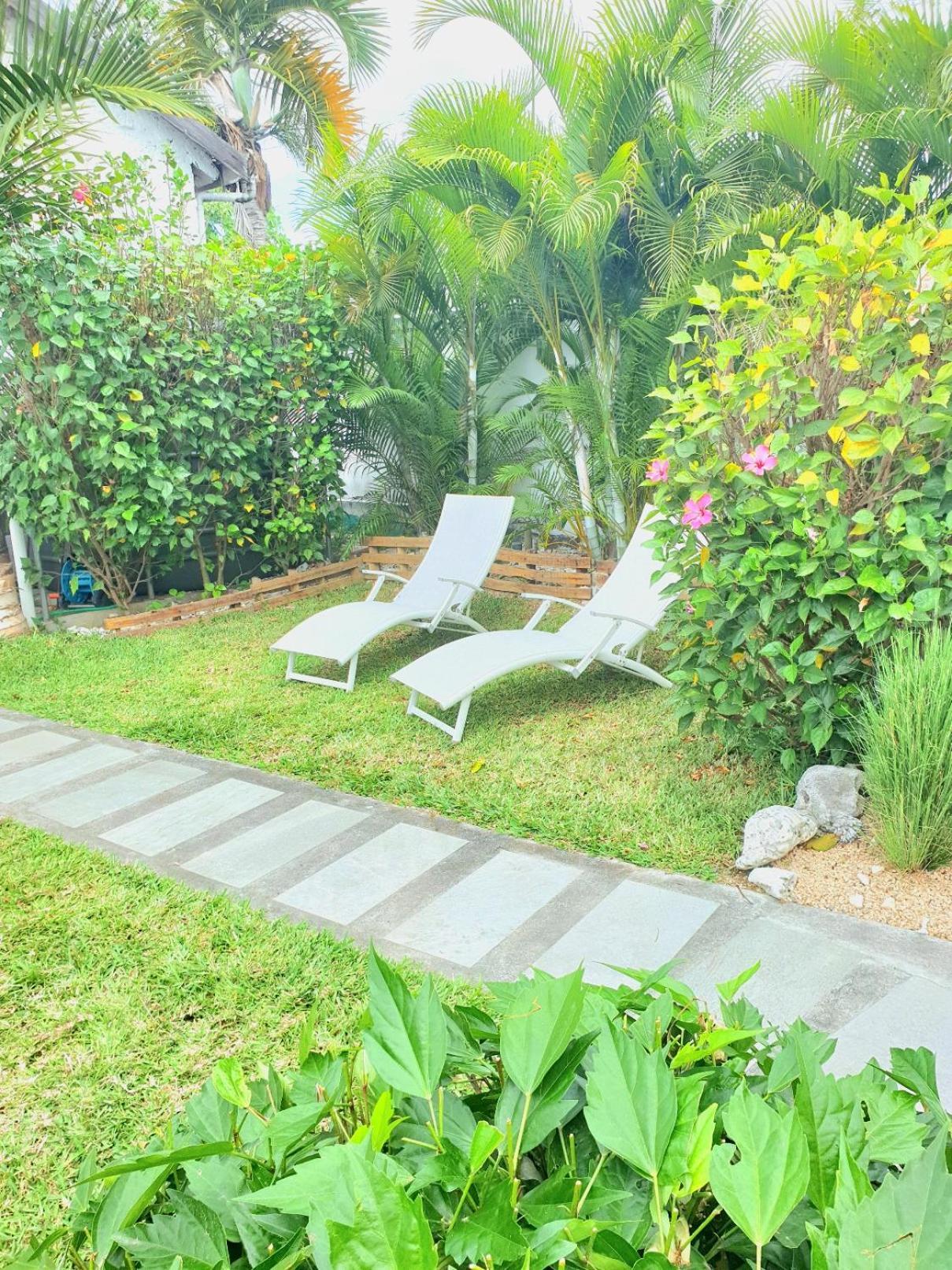 トゥルー・ドー・ドゥースCasa Frangipani Mauritiusアパートメント エクステリア 写真