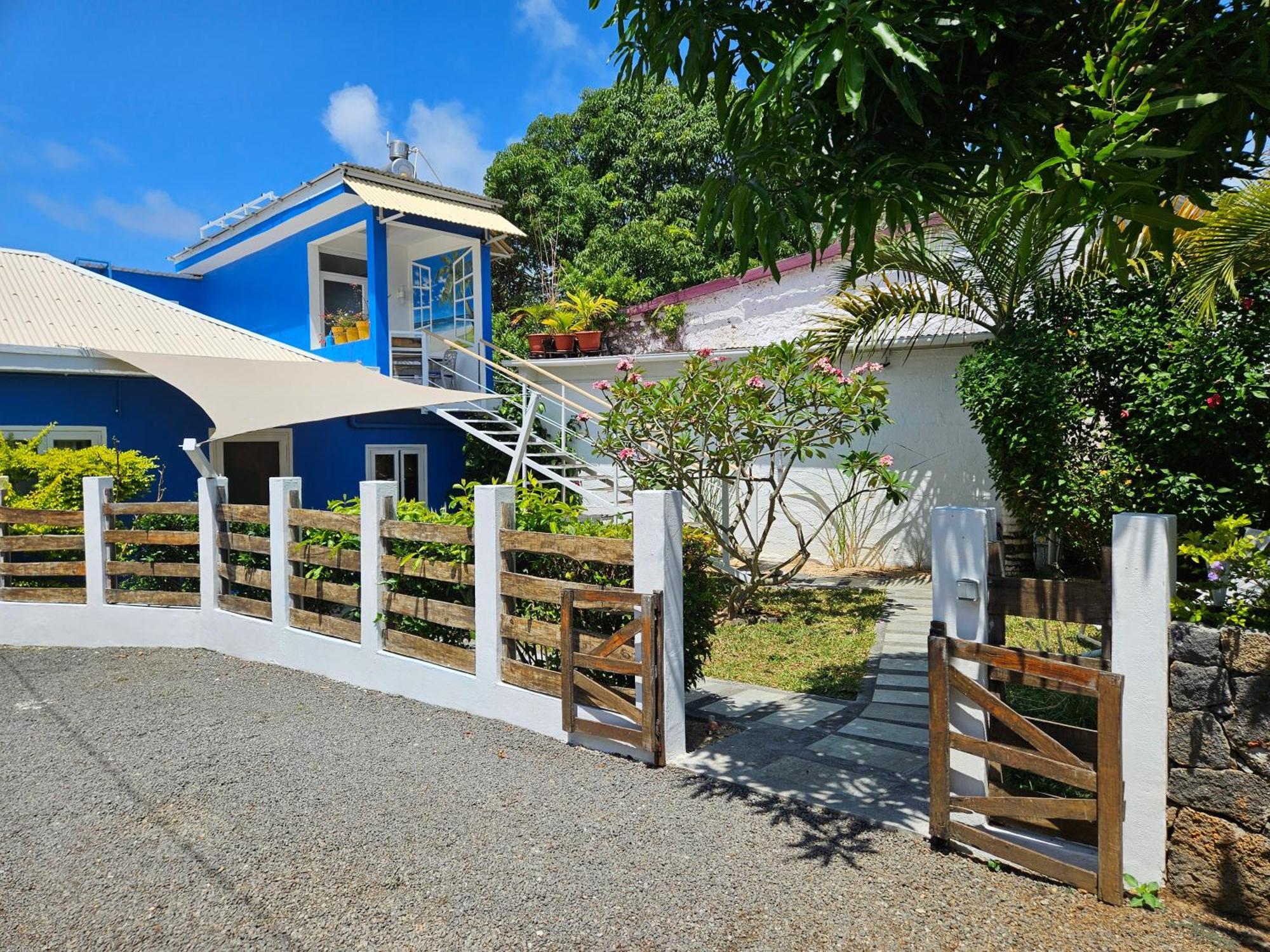 トゥルー・ドー・ドゥースCasa Frangipani Mauritiusアパートメント エクステリア 写真